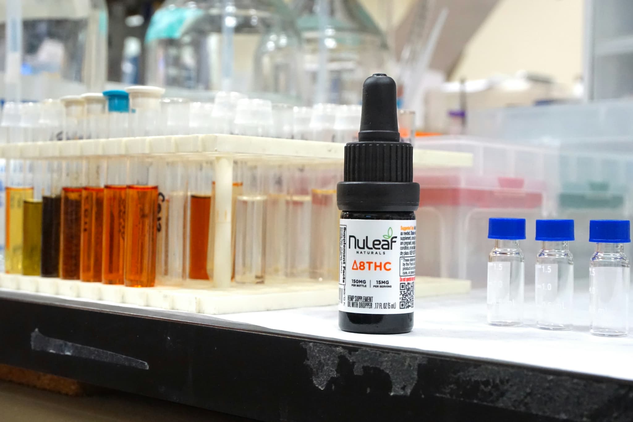 L'achat de pétrole de 100 dollars des analystes réduirait les coûts des solvants et des réactifs dans l'industrie pharmaceutique