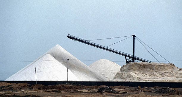 L'arrêt des exportations de phosphate de la Chine prolonge les tensions commerciales jusqu'au mois d'août