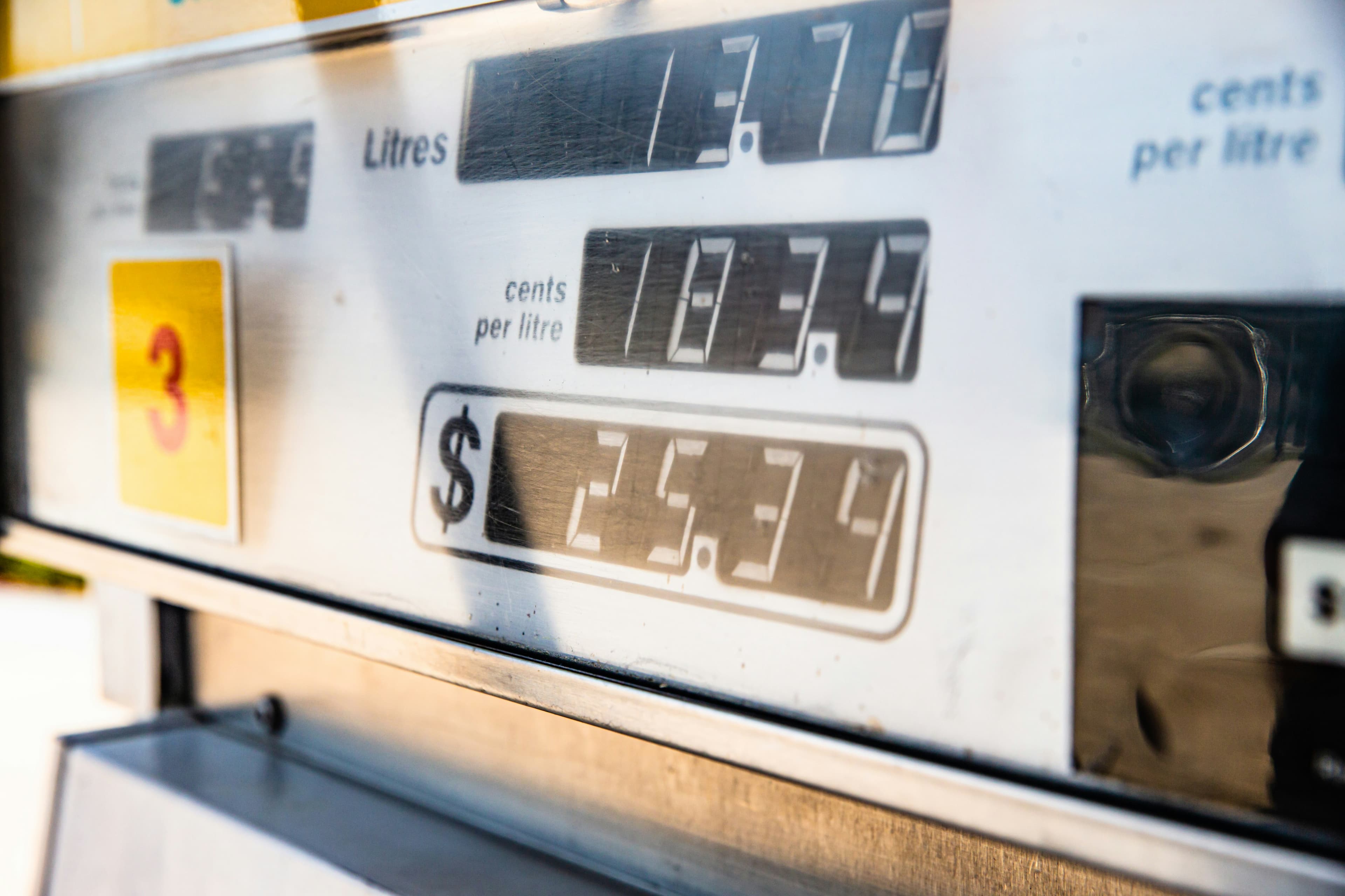 Le retour de l'essence à 4 dollars le gallon accroît la pression des coûts sur la distribution des ingrédients pharmaceutiques